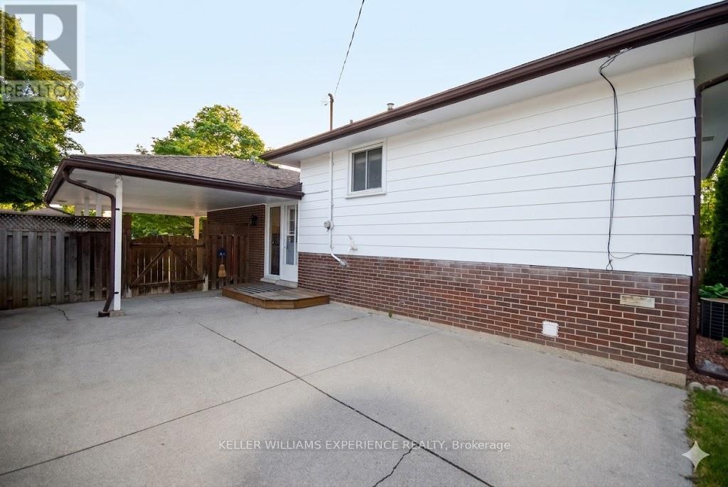 1290 JANISSE DRIVE - 5