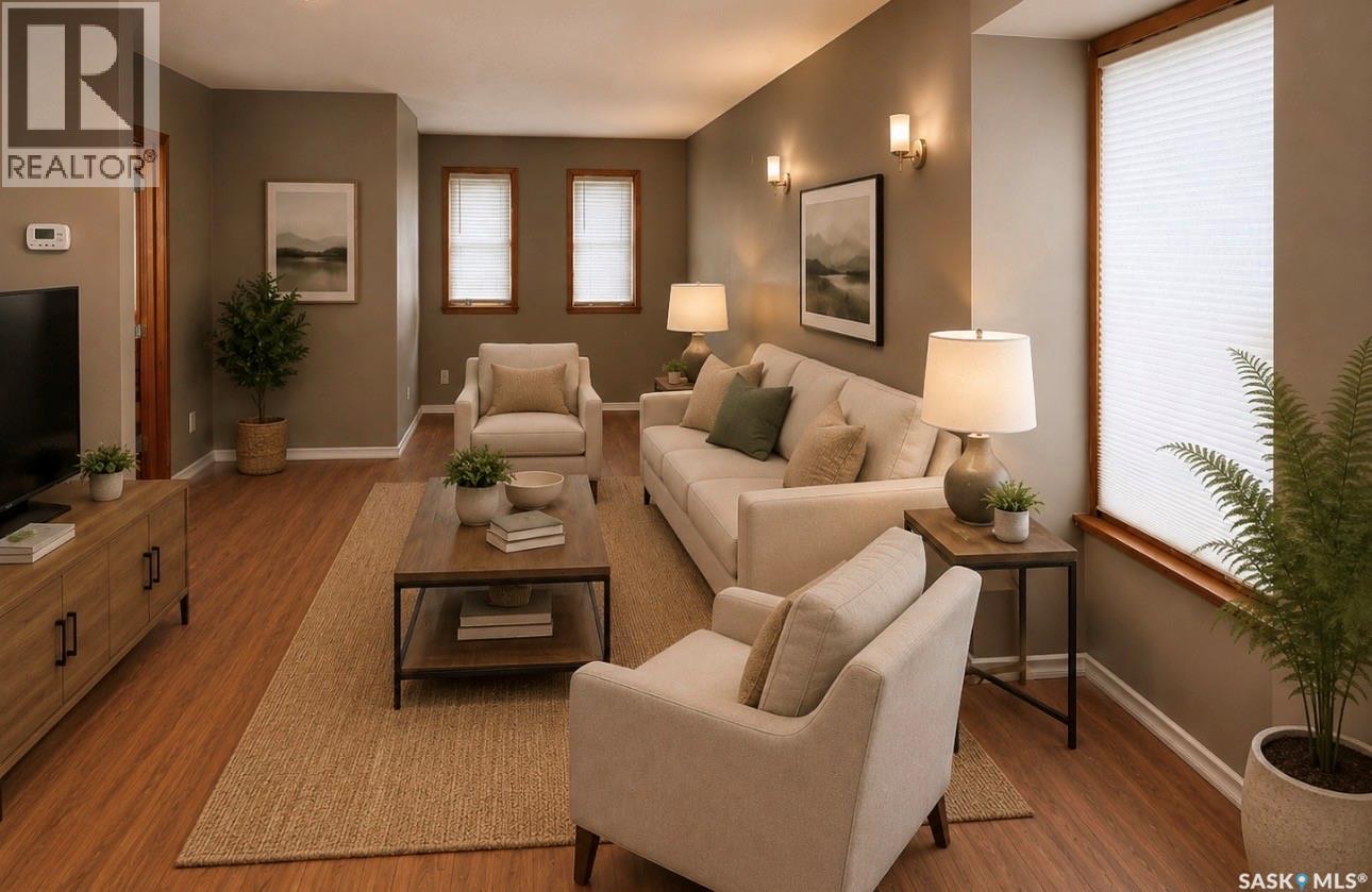307 5th AVENUE W - 10