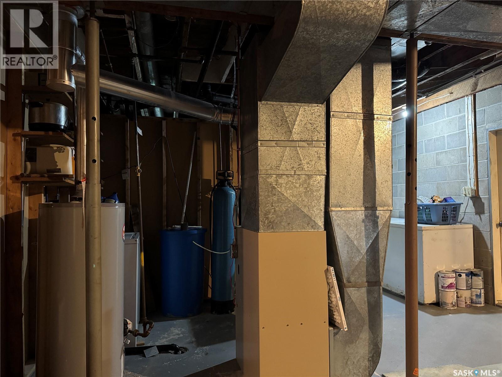 709 Broadway STREET — photo 38