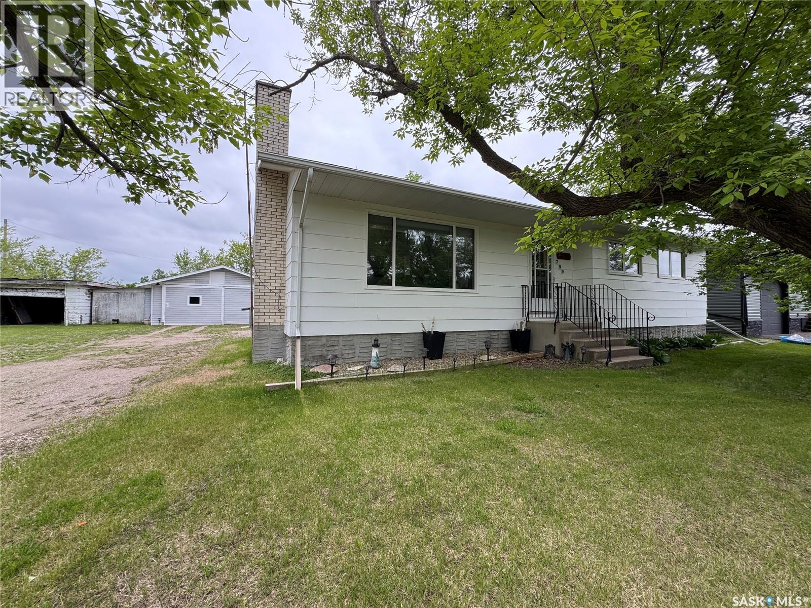 709 Broadway STREET — photo 41