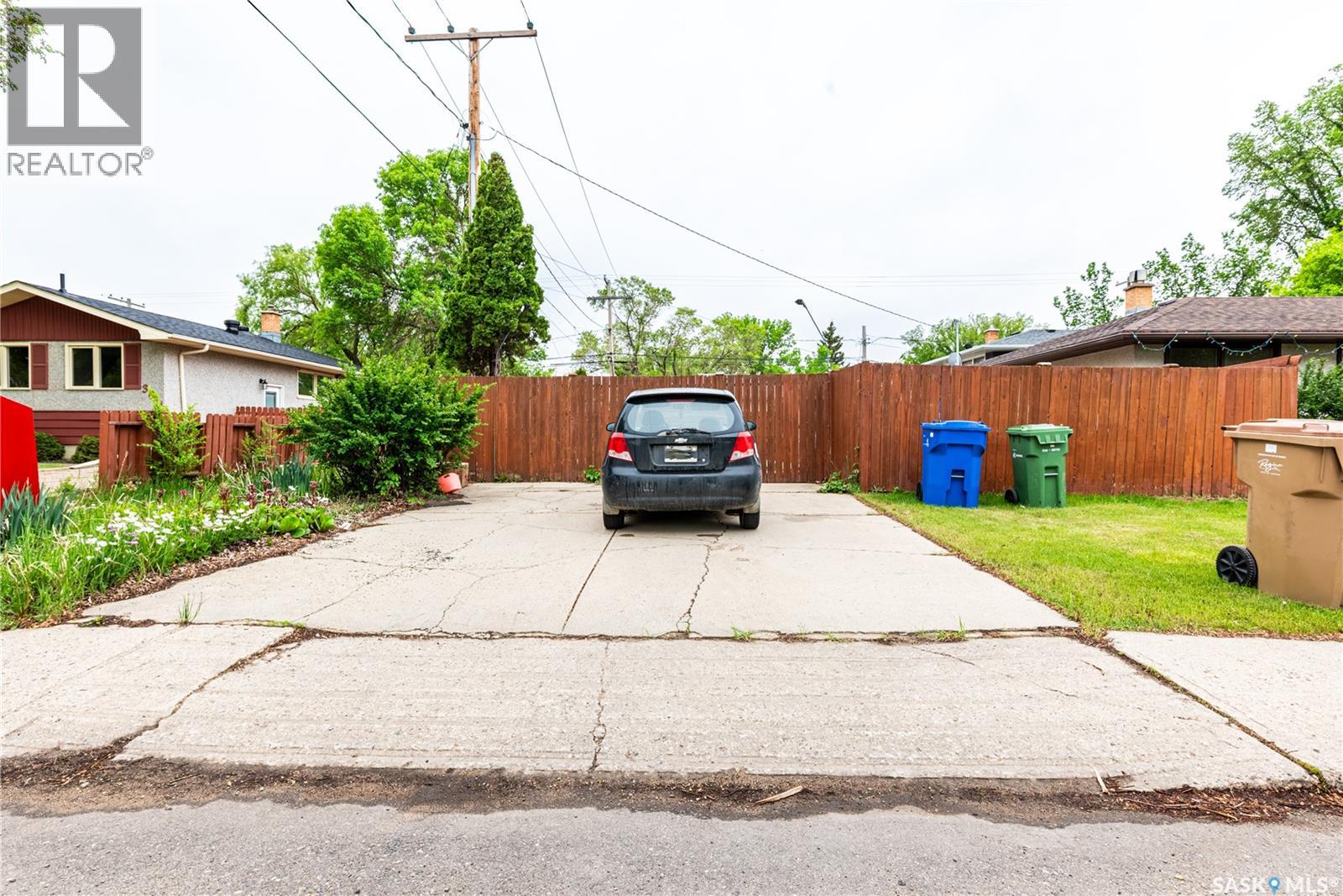 3815 Van horne AVENUE — photo 32