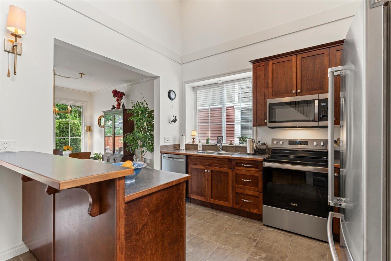 20 45545 TAMIHI WAY, Garrison Crossing, Chilliwack