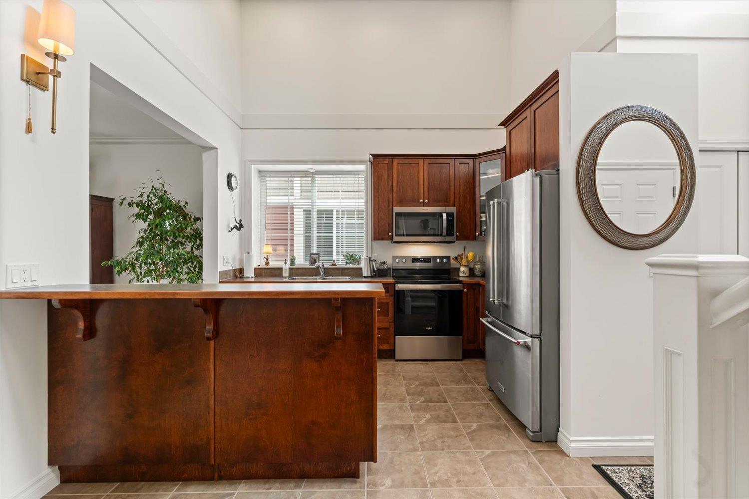 20 45545 TAMIHI WAY, Garrison Crossing, Chilliwack