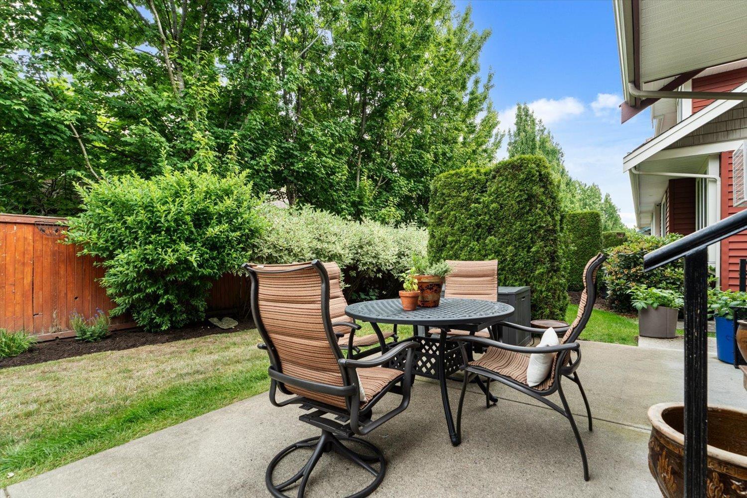 20 45545 TAMIHI WAY, Garrison Crossing, Chilliwack
