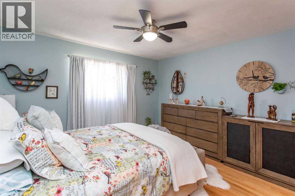 #4 5125 62 Street - 15