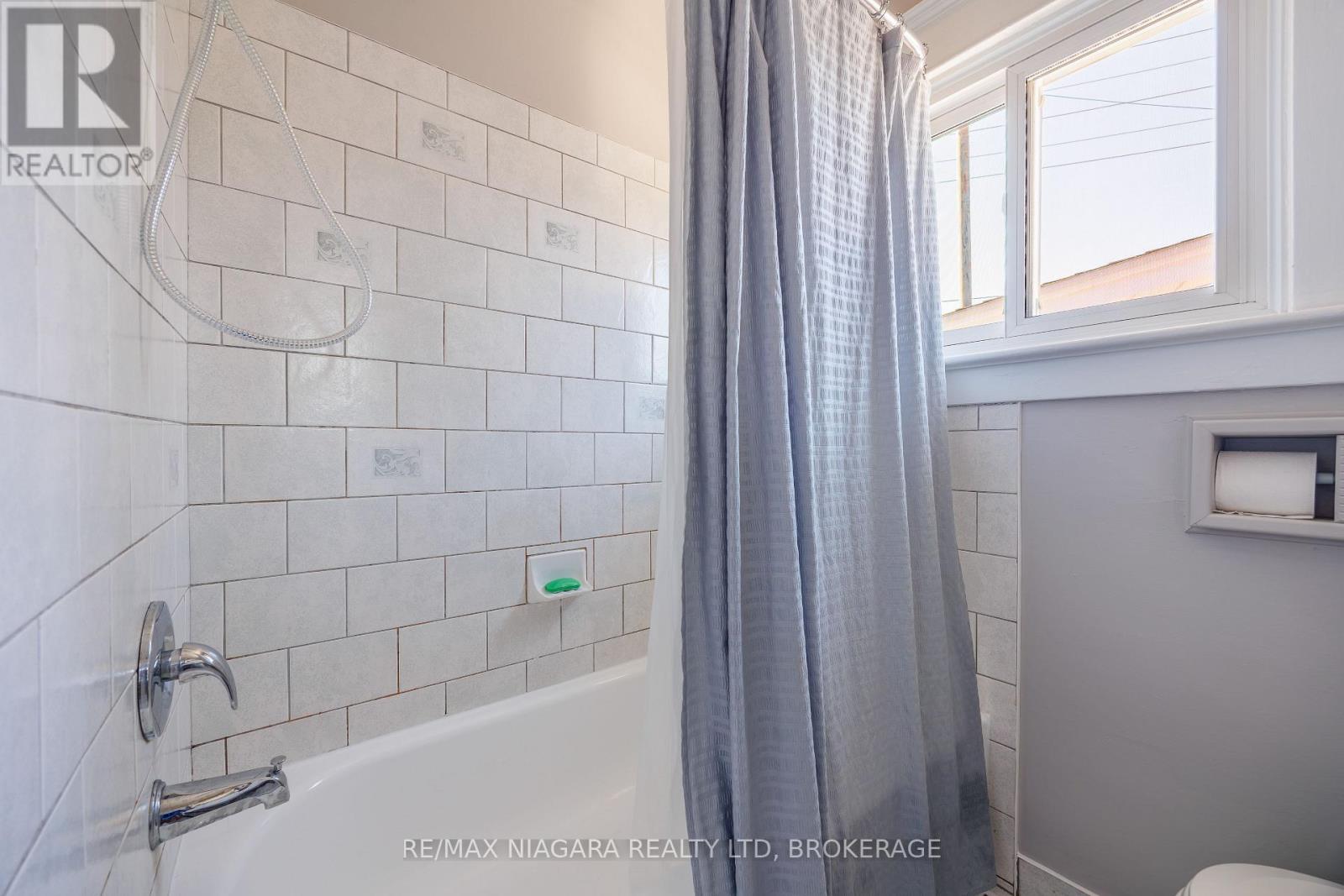 58 MARQUIS STREET - 17