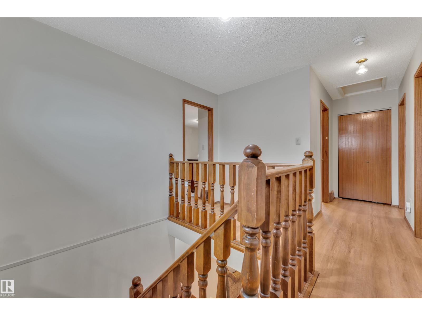 10532 154 AV NW - 27