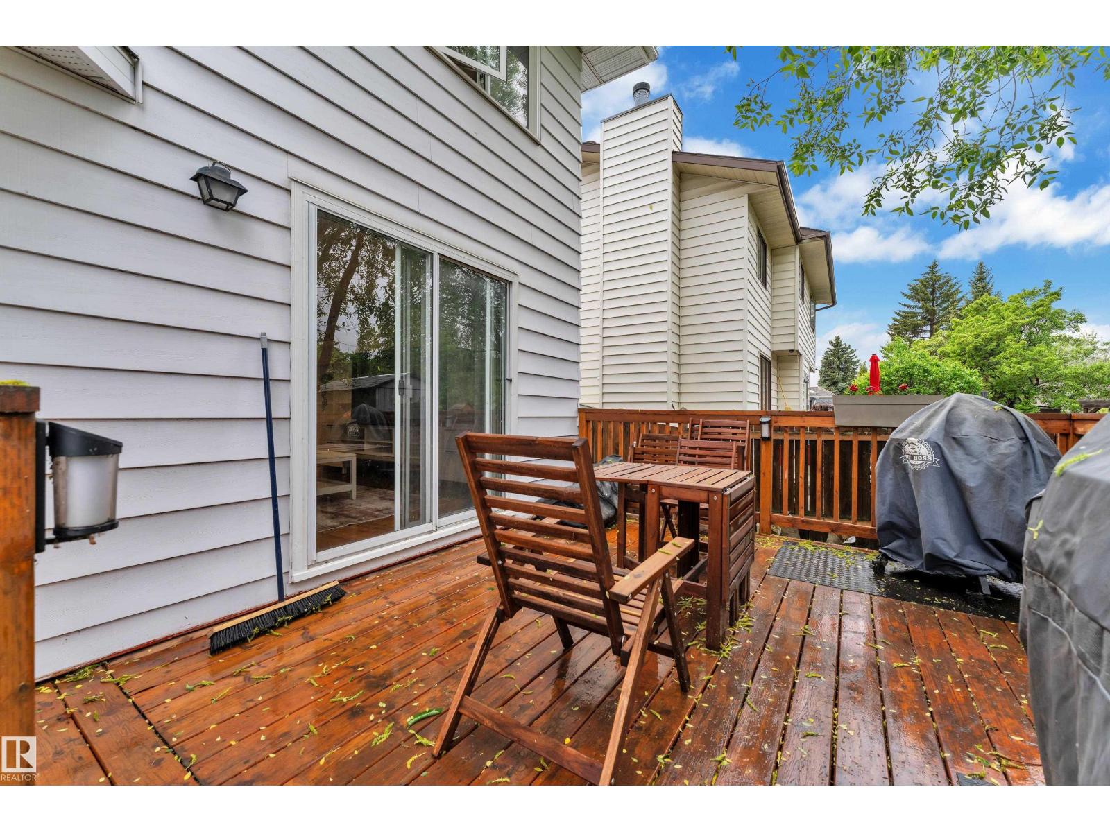 10532 154 AV NW - 49