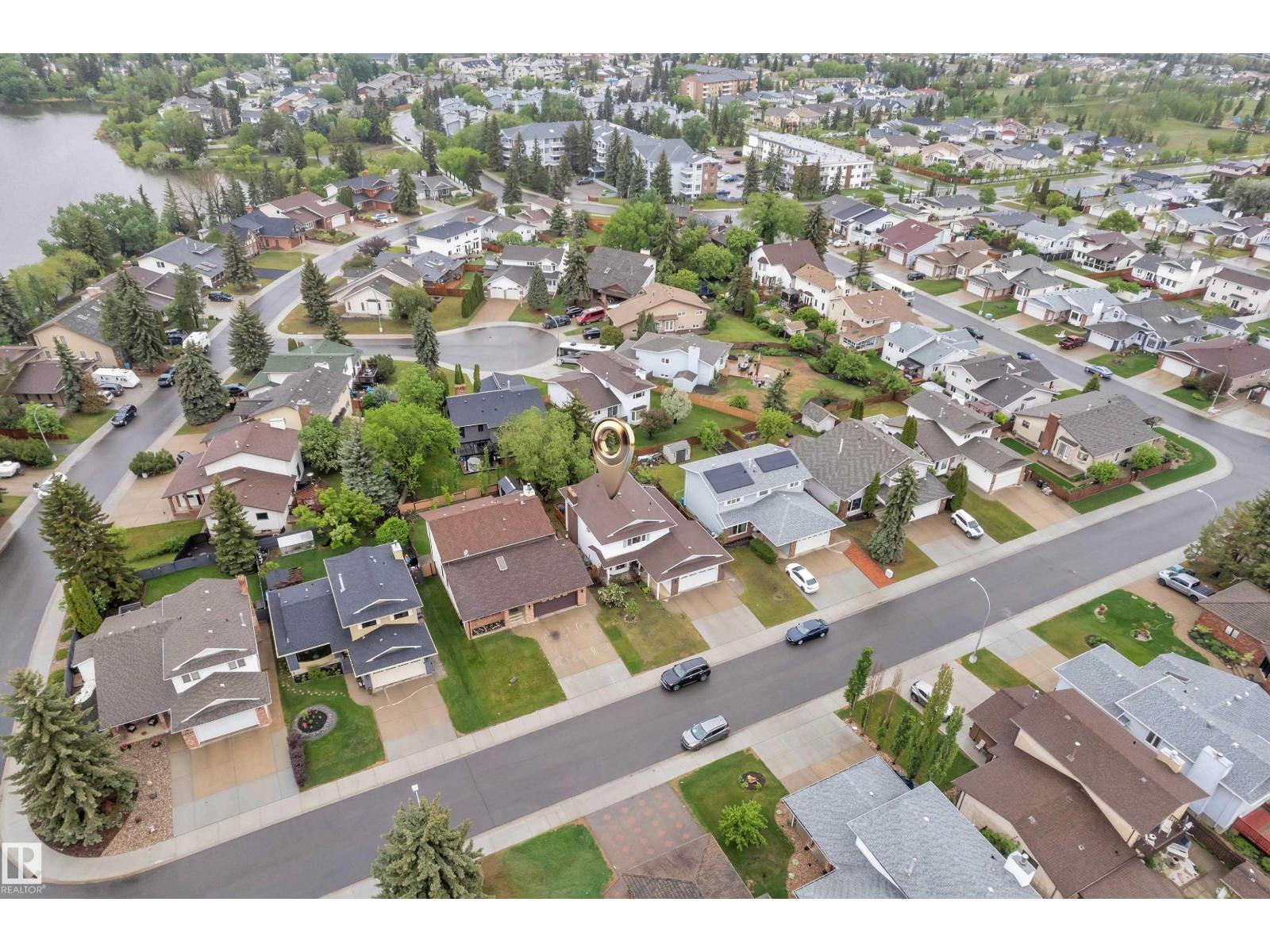 10532 154 AV NW - 50