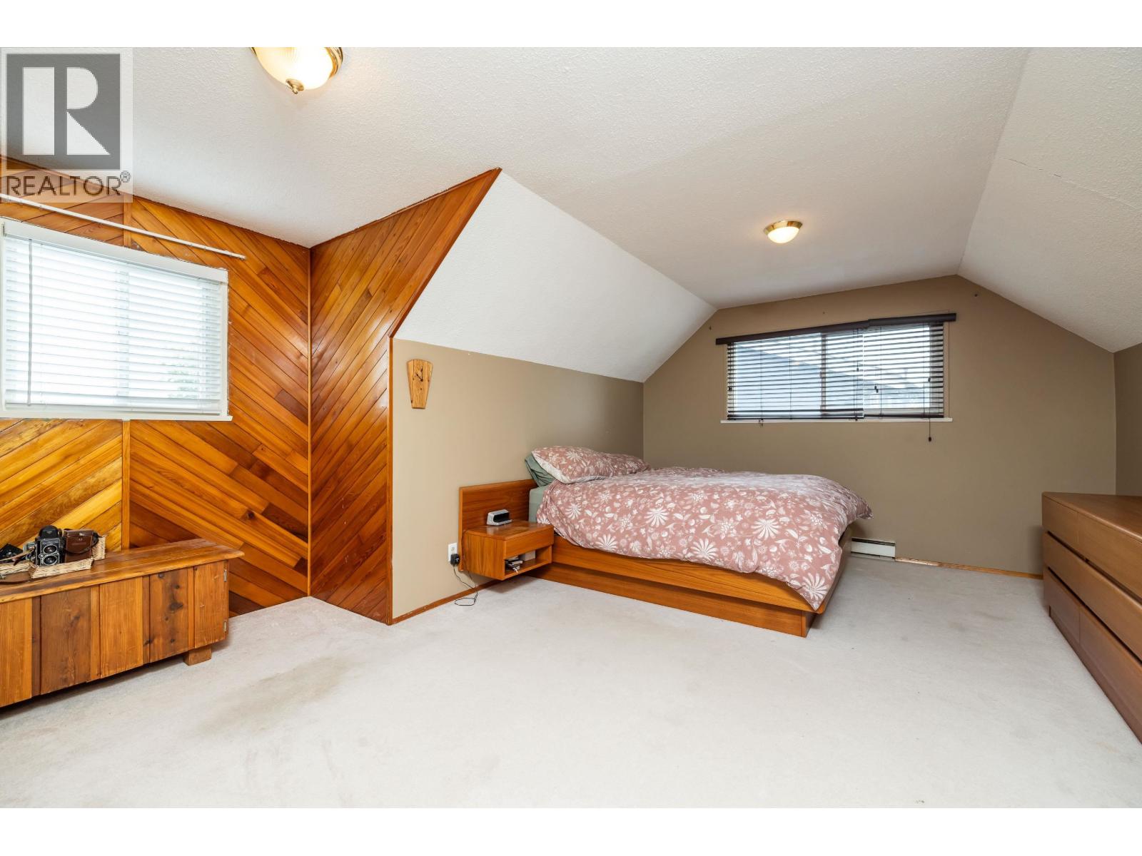 5567 44 Avenue, Delta