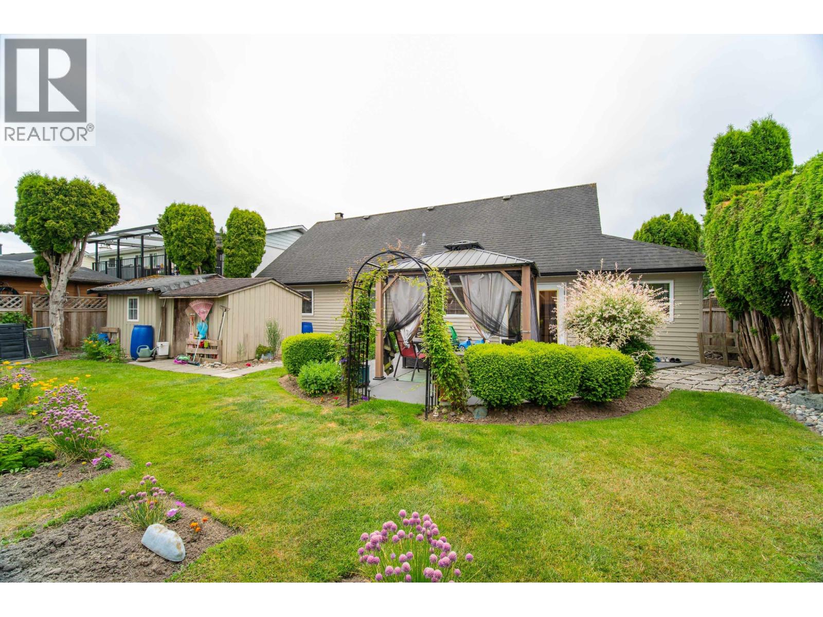 5567 44 Avenue, Delta