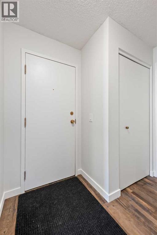 #410 130 25 Avenue SW - 28
