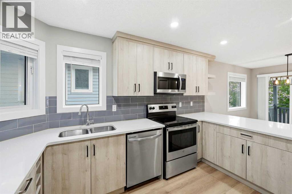 115 Coverdale Way NE - 11