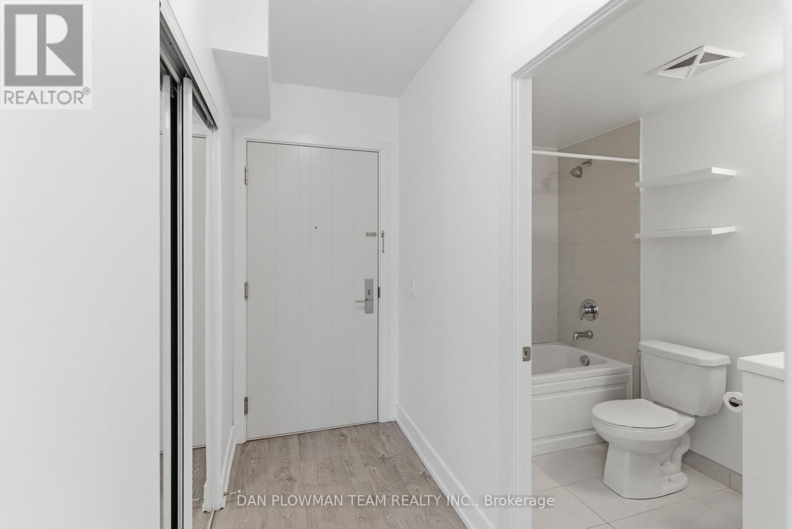 #515 2550 SIMCOE STREET N - 4