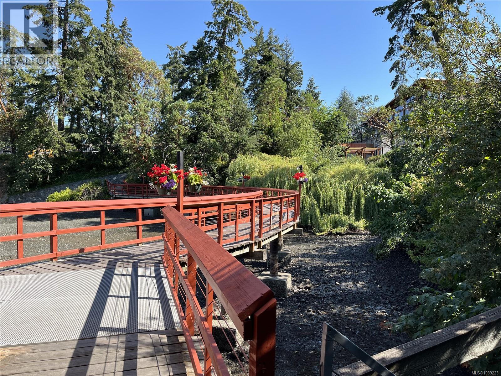  793 Stelly's Cross Road, Central Saanich