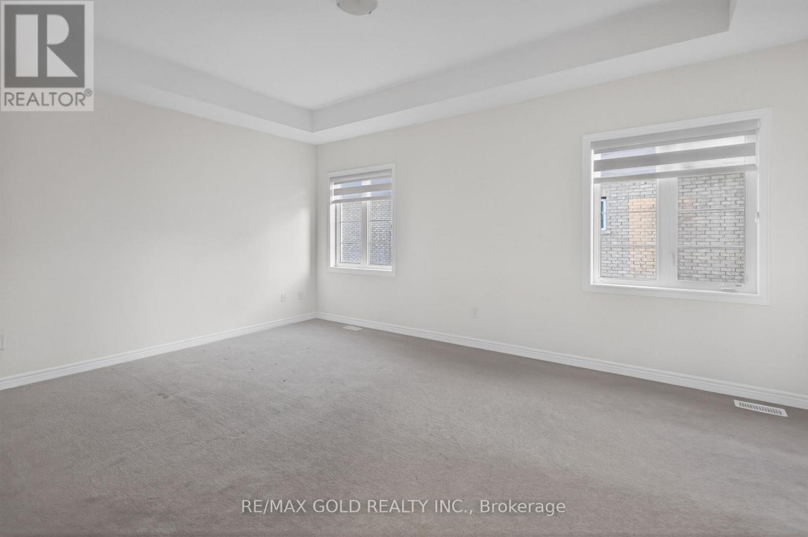 556 BRISDALE DRIVE - 13