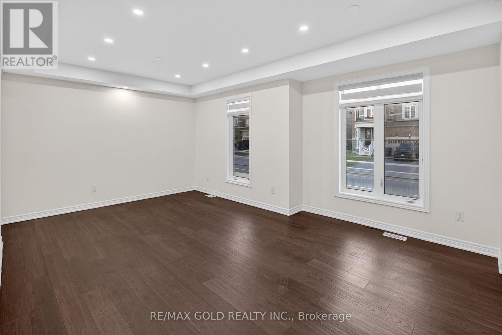 556 BRISDALE DRIVE - 6