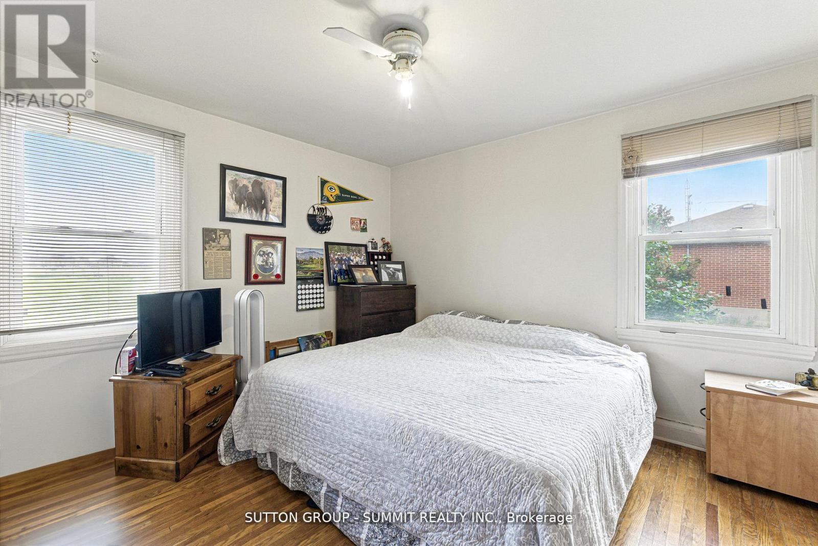 8555 HERITAGE ROAD - 26