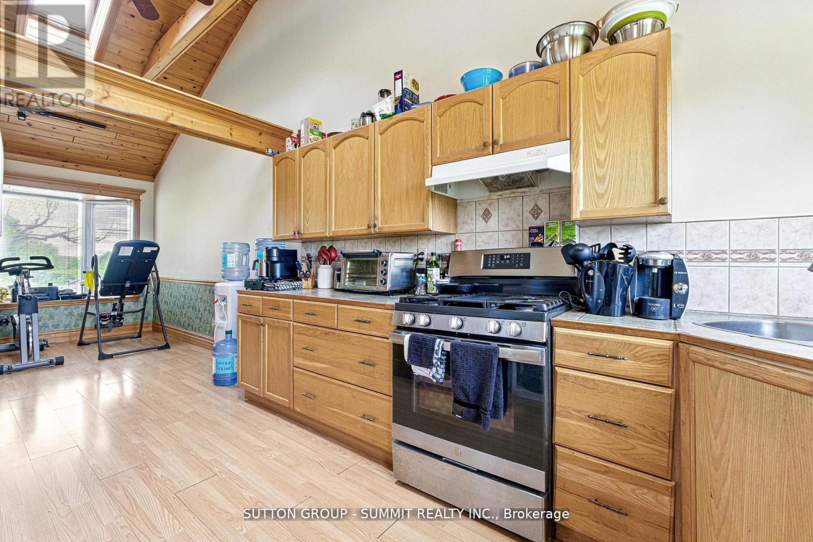 8555 HERITAGE ROAD - 31