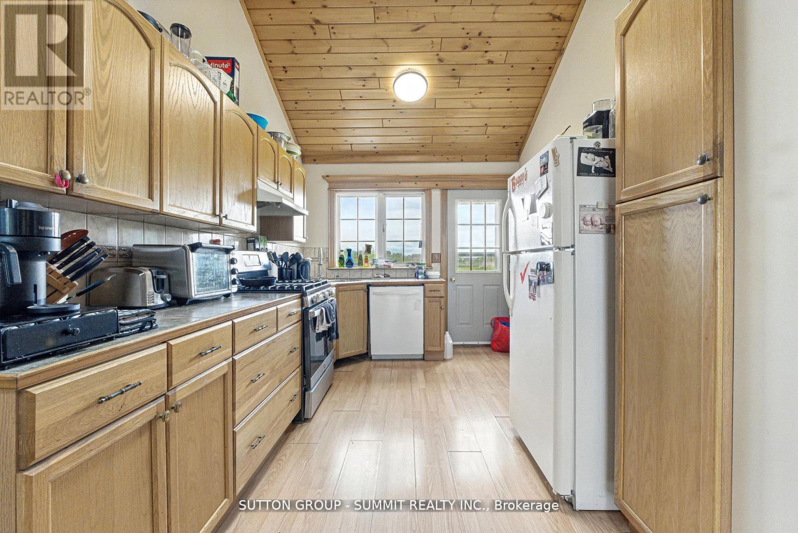 8555 HERITAGE ROAD - 5