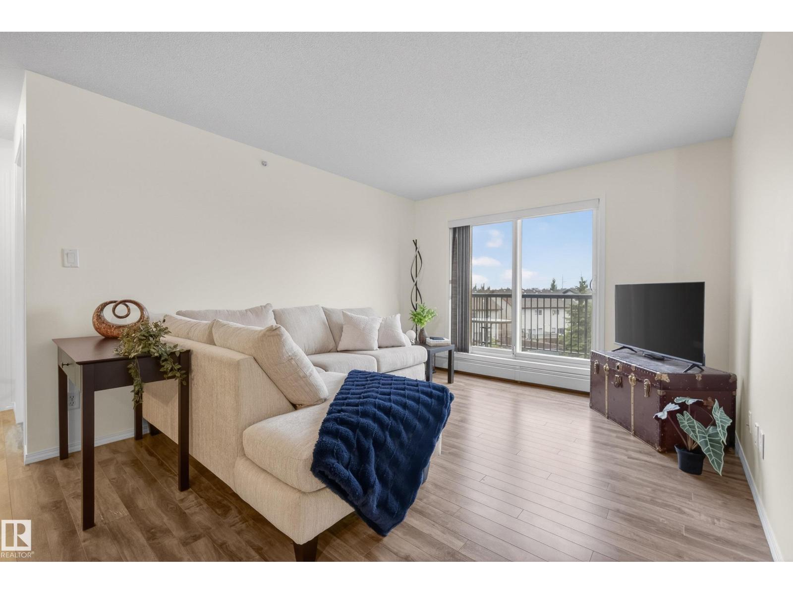 #414 5951 165 AV NW - 26