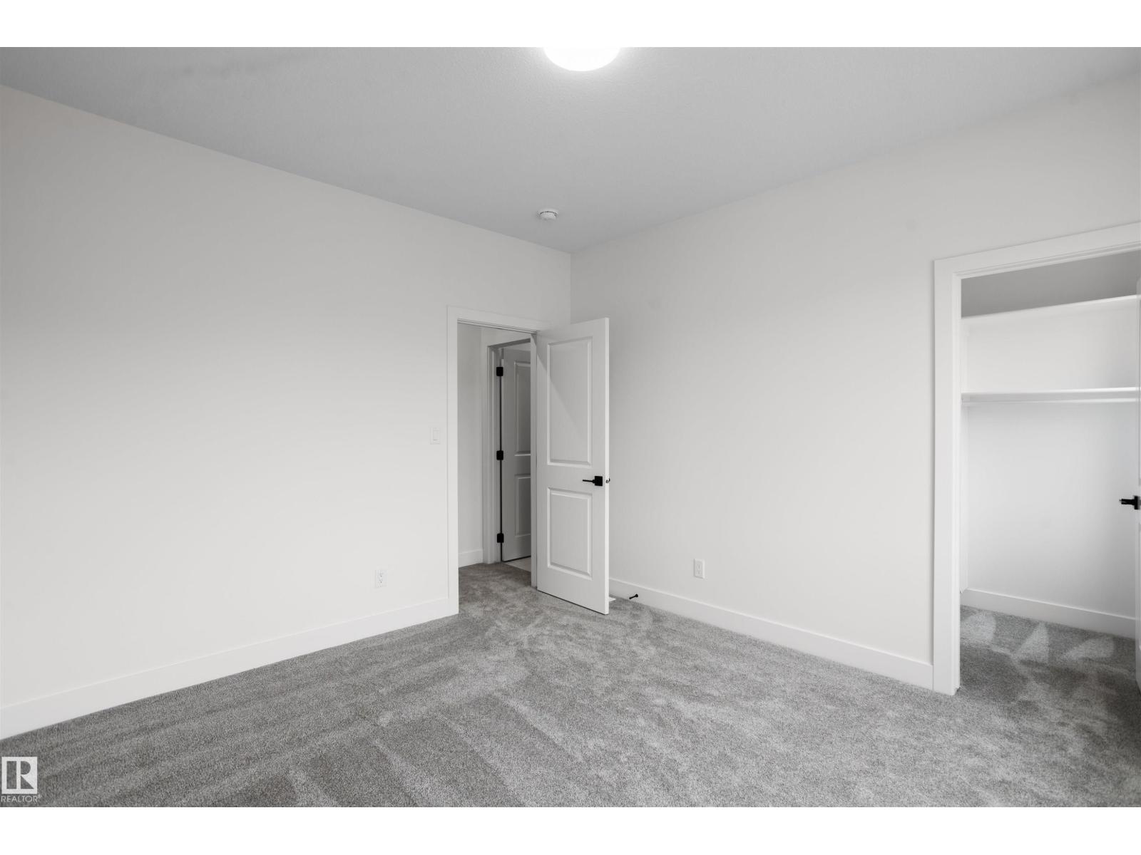 3036 8 AV SW - 21