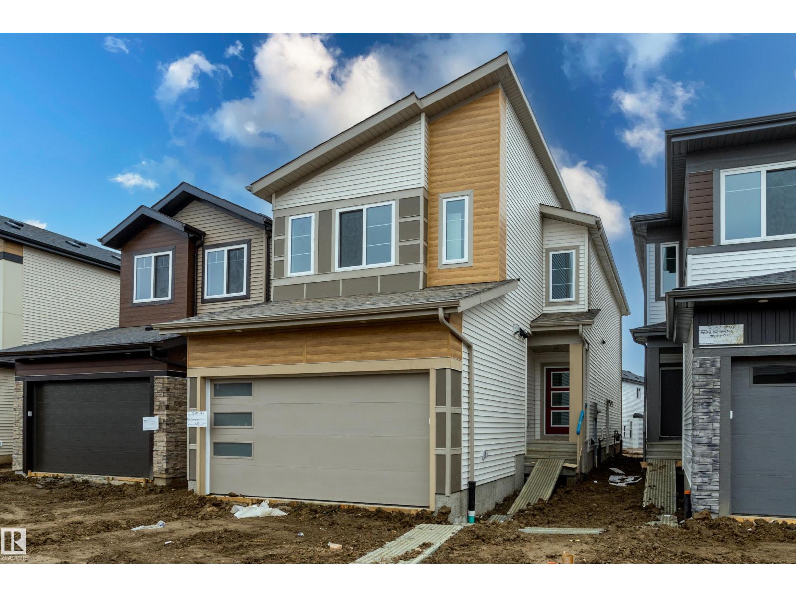 3036 8 AV SW - 2