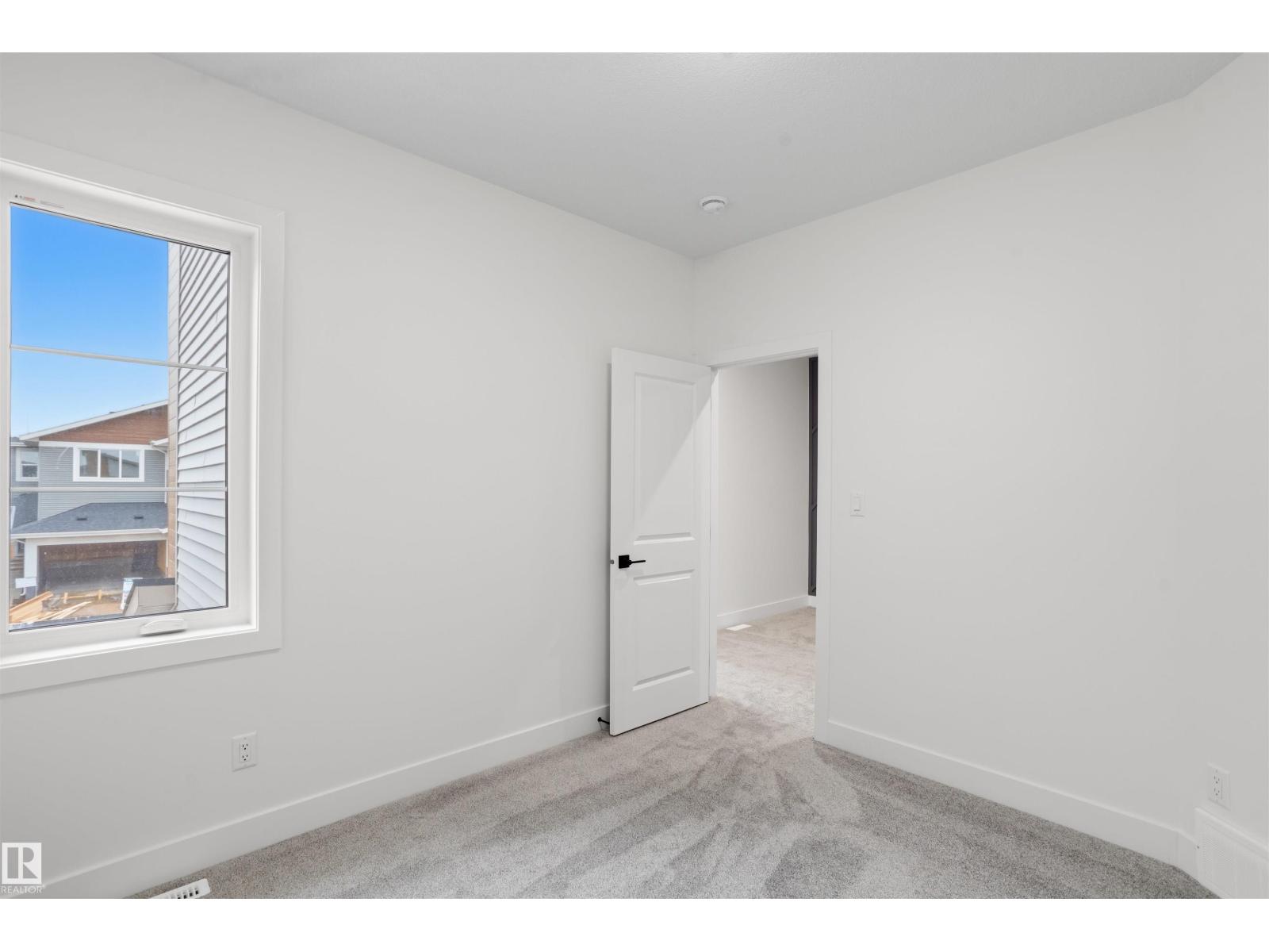 3036 8 AV SW - 24