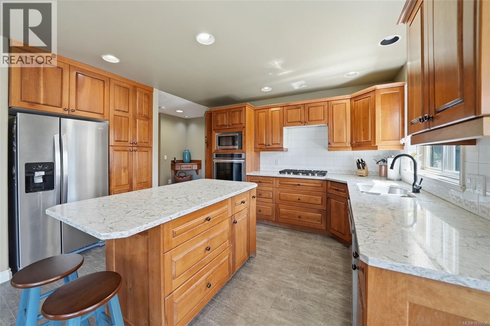 1096 Aery View Way - 27
