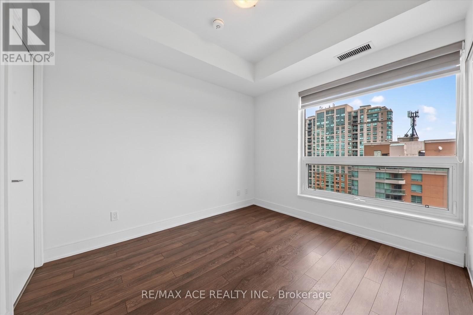#1309 1350 ELLESMERE ROAD - 26