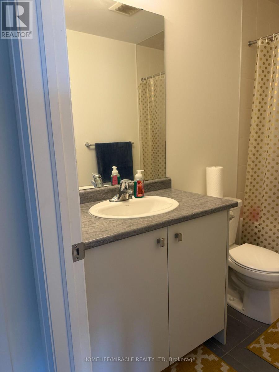 27 CENTRAL MKT DRIVE - 11