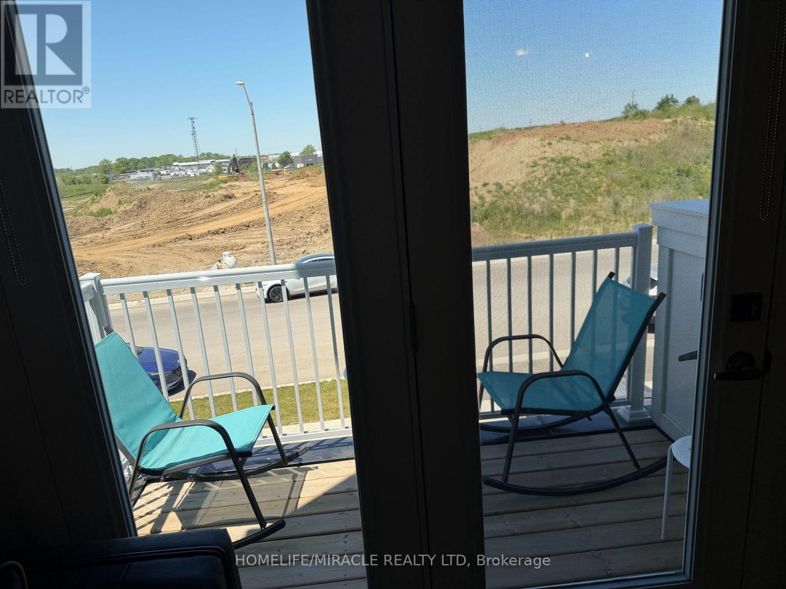 27 CENTRAL MKT DRIVE - 15