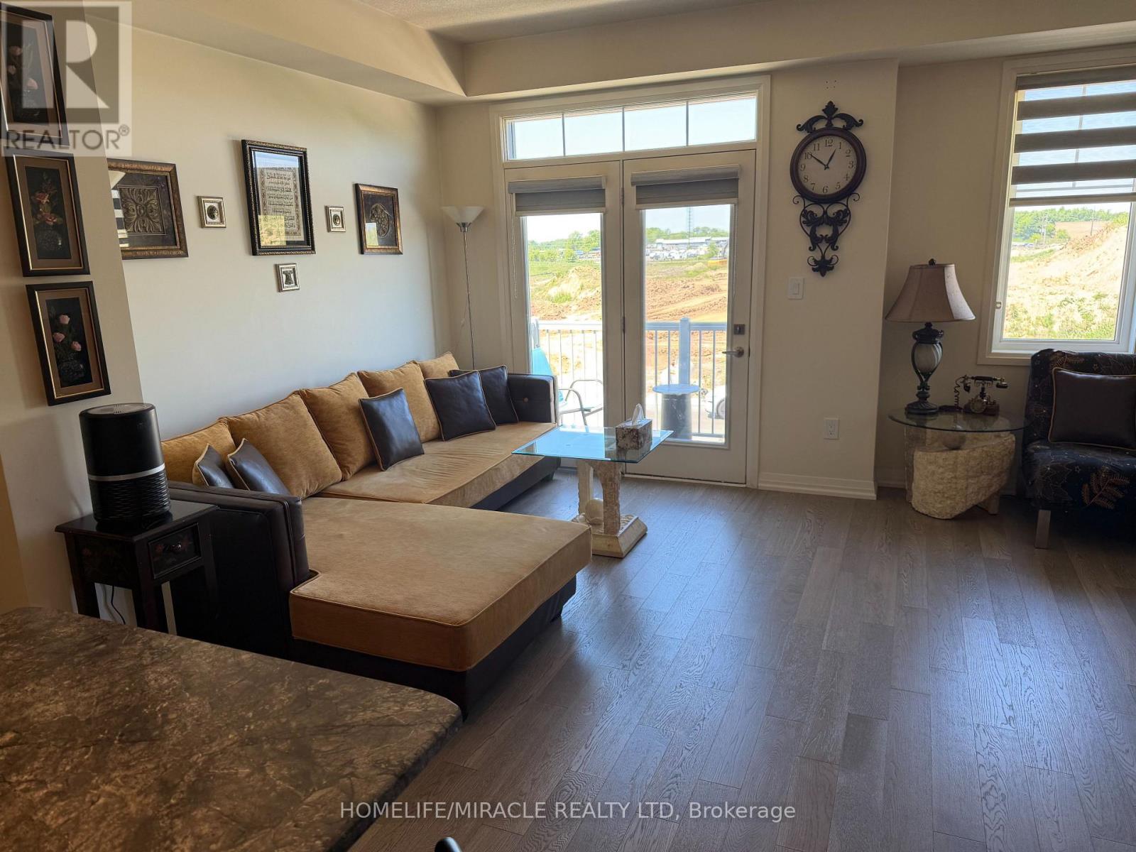27 CENTRAL MKT DRIVE - 2