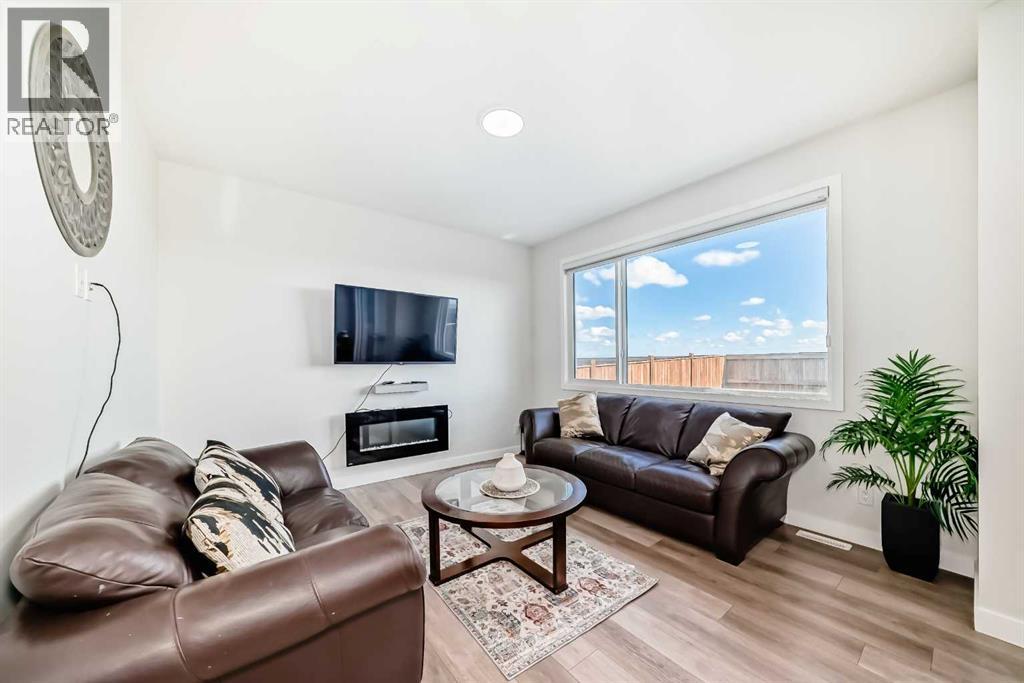 453 Corner Meadows Way NE — photo 10