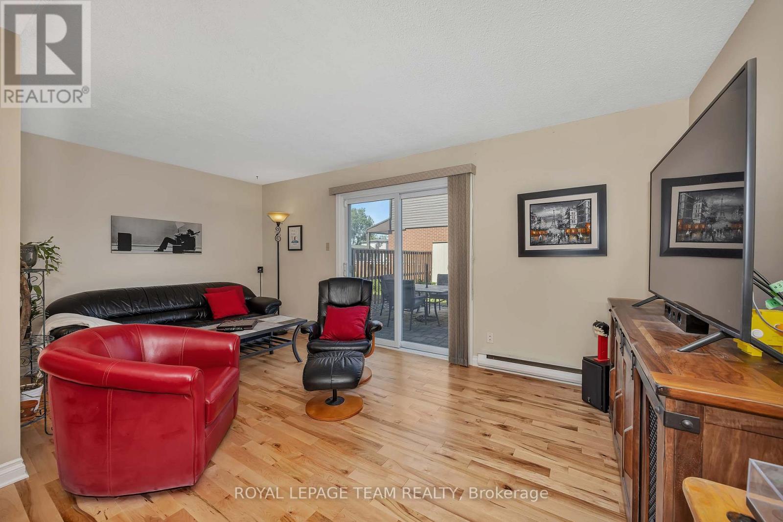 #25 3105 STOCKTON DRIVE - 10