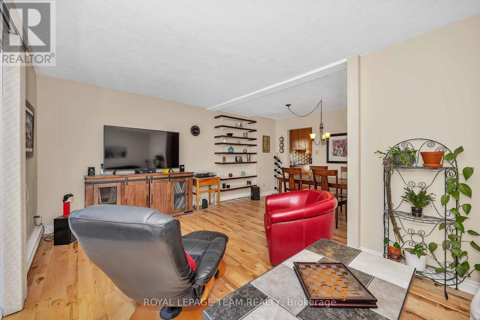 #25 3105 STOCKTON DRIVE - 8