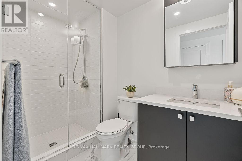 #2102 180 GEORGE STREET - 25