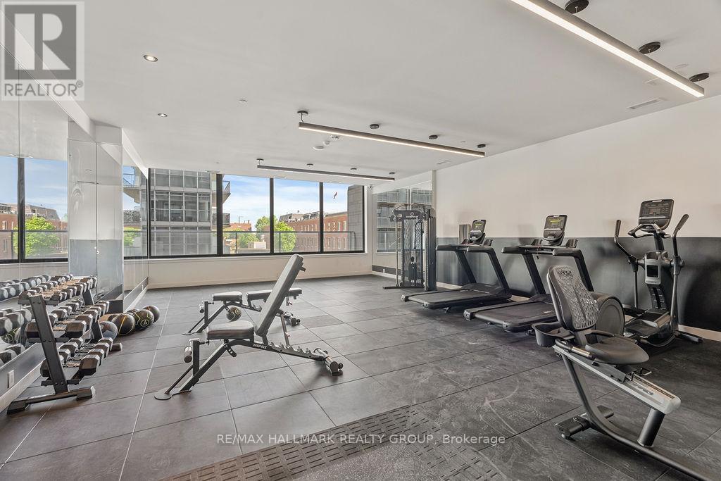 #2102 180 GEORGE STREET - 32