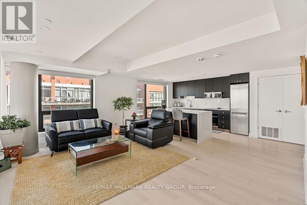 #2102 180 GEORGE STREET - 6