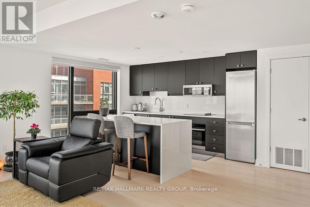 #2102 180 GEORGE STREET - 7