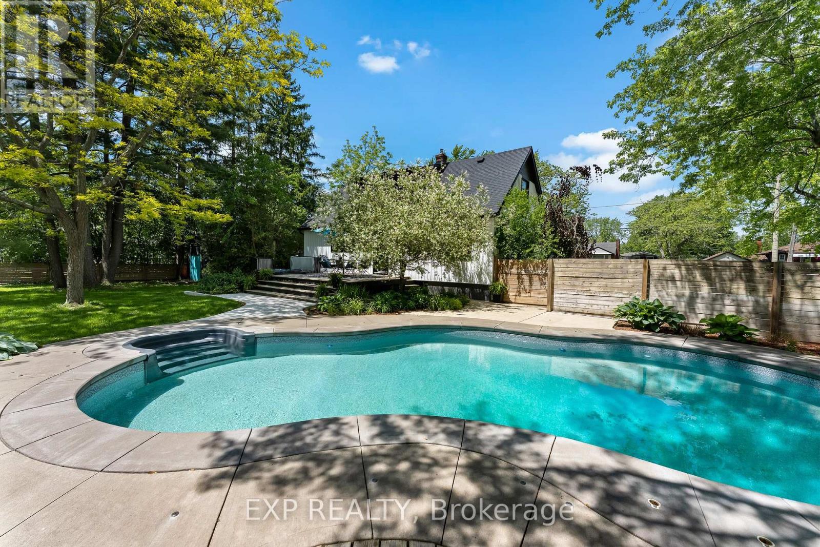 1373 ORCHARD AVENUE - 38
