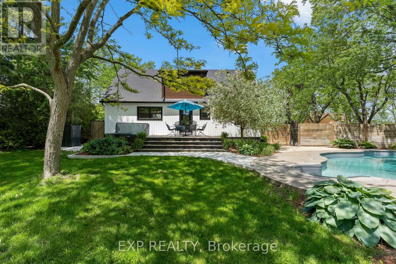 1373 ORCHARD AVENUE - 39
