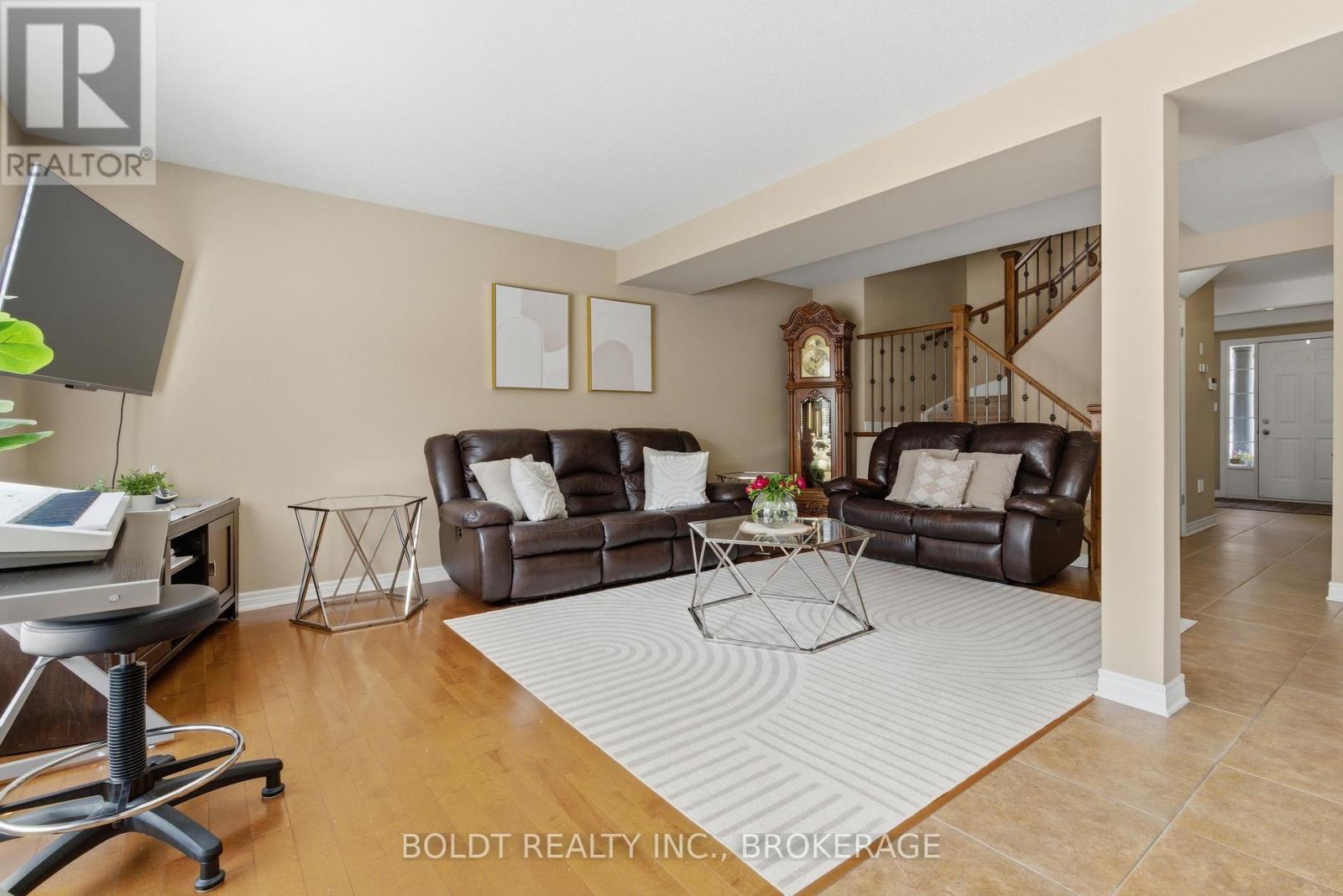 10 FLYNN COURT - 7