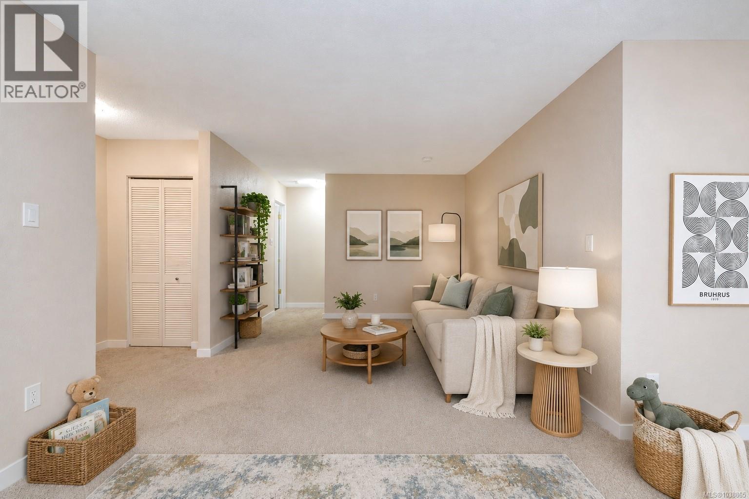 #44 840 Craigflower Rd - 4