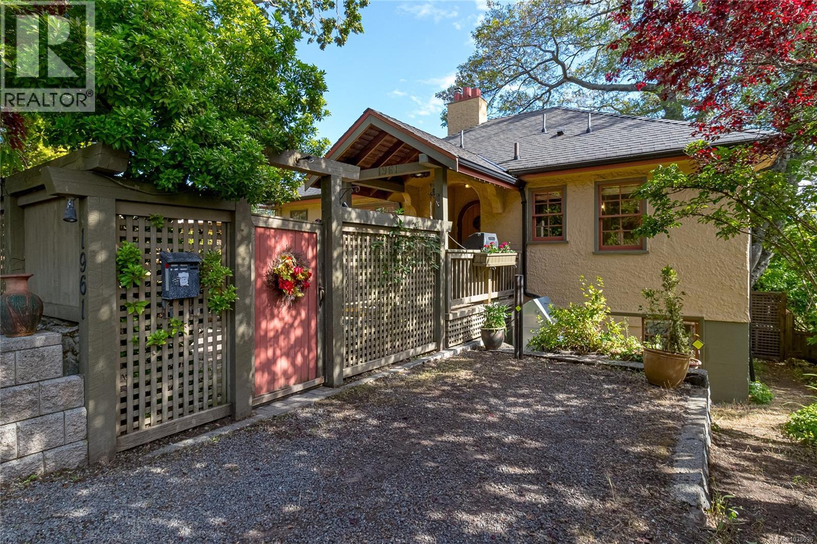  1961 Watson Street, Saanich