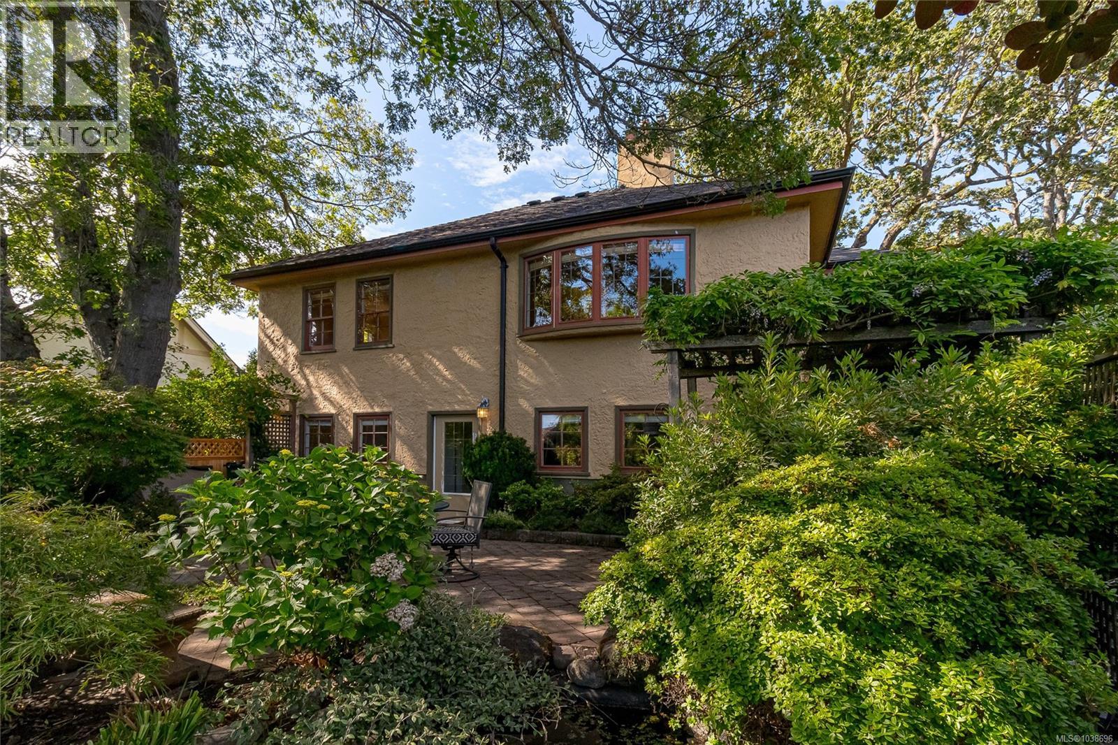  1961 Watson Street, Saanich