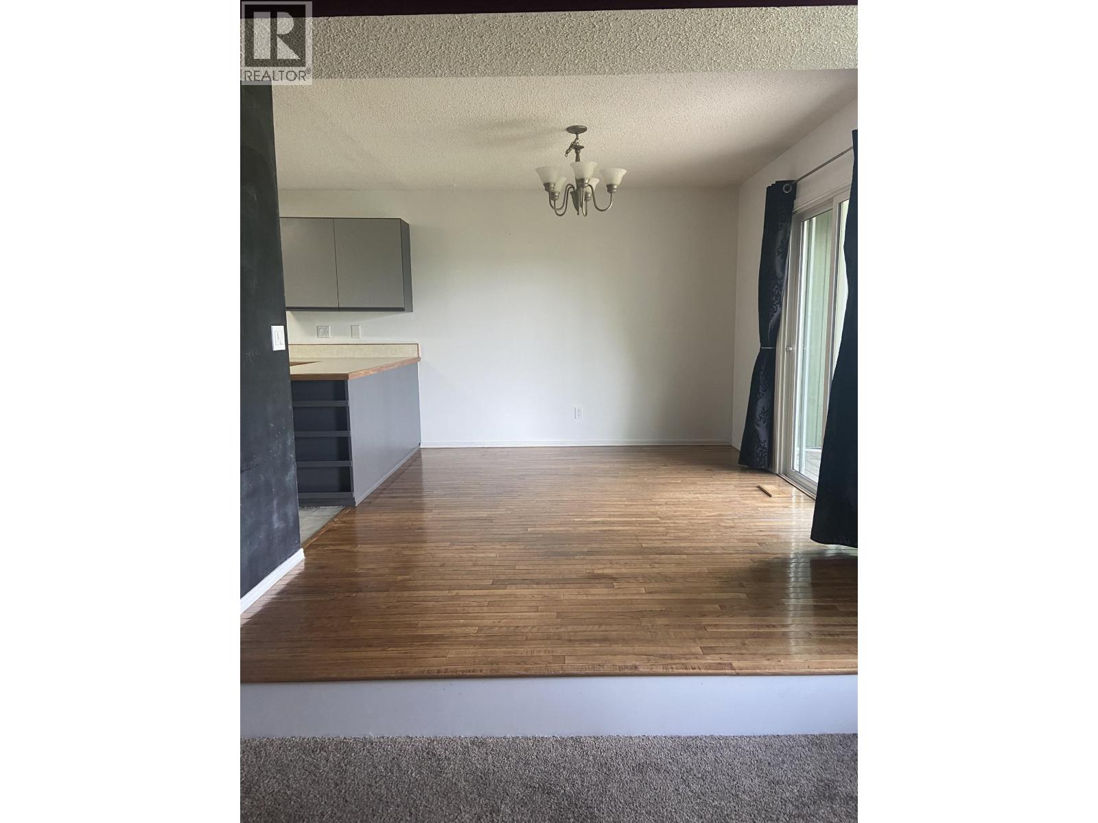10856 102 STREET - 6