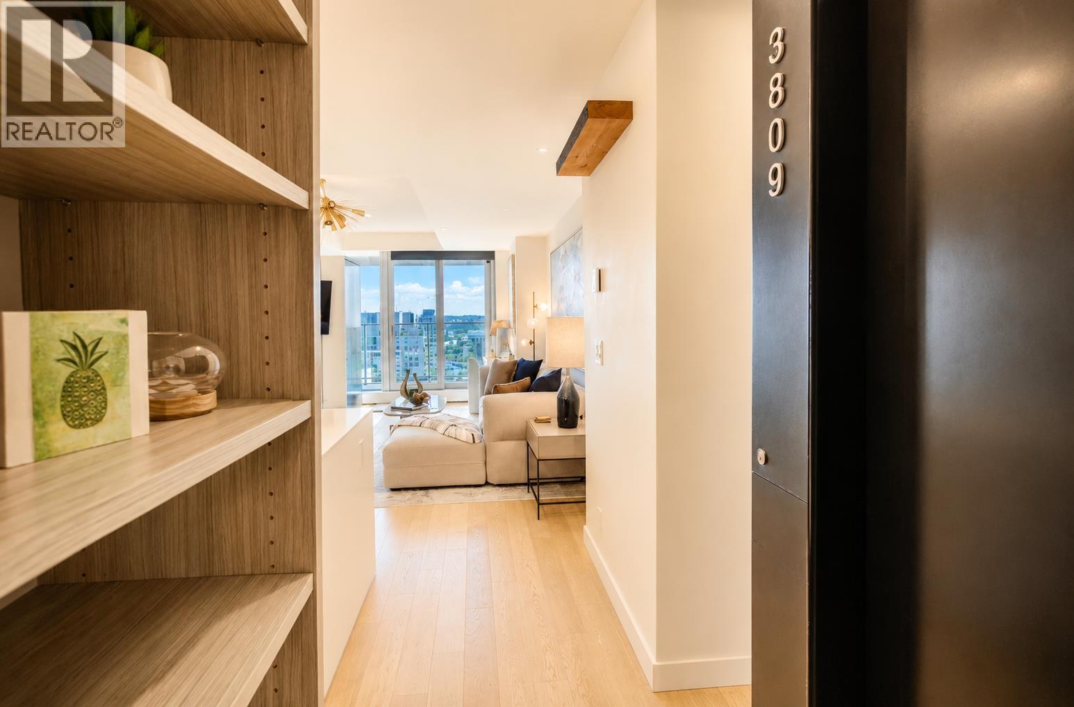 3809 1480 HOWE STREET — photo 2