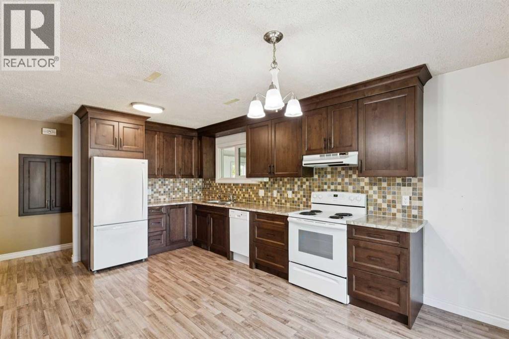 918 38 Street SE - 3