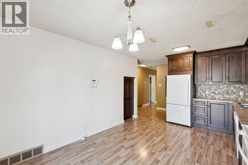 918 38 Street SE - 9